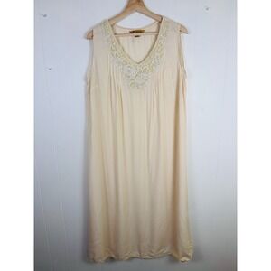 VTG April Cornell Embroidered Floral‎ Lace Butter Cream Midi Nightgown Large